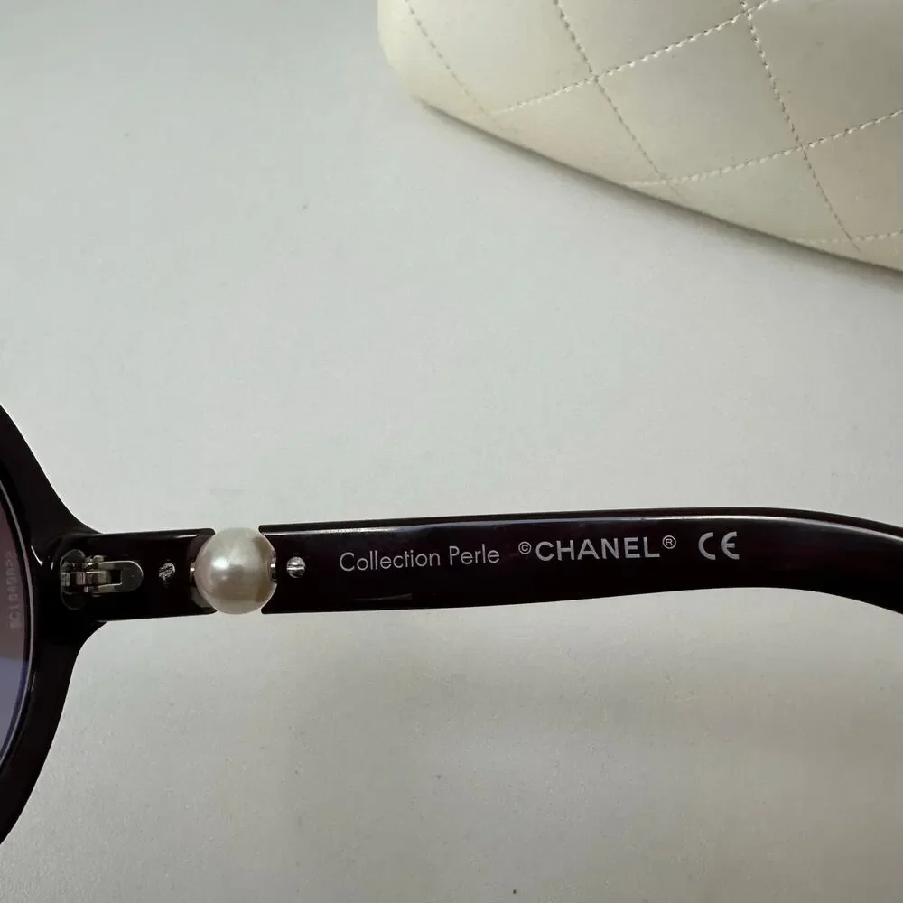 Chanel Collection Perle 5141-H Pearl Oversized Butterfly Sunglasses Brown w Case